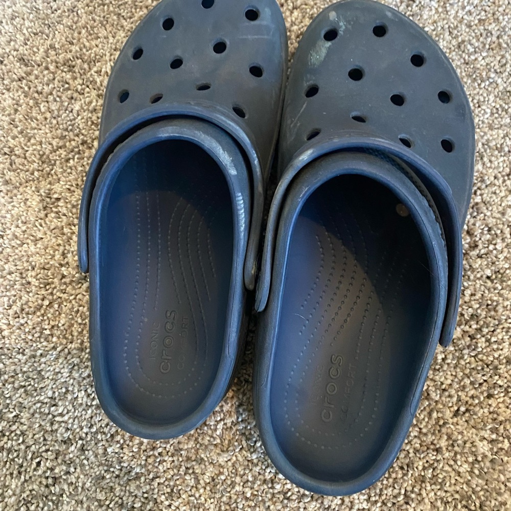 Navy blue crocs